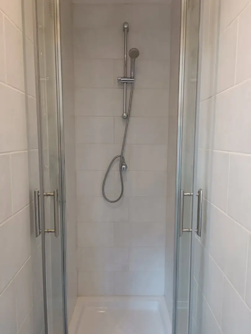 Douche Chalet en pleine nature dans les Vosges